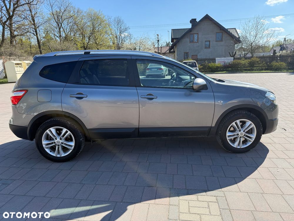 Nissan Qashqai+2 2.0 dCi Visia - 2