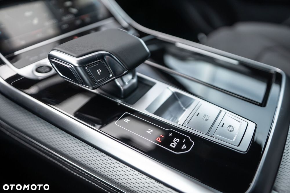 Audi Q8 - 26