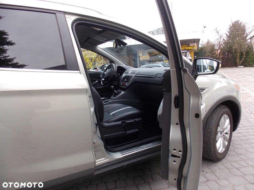Ford Kuga 2.0 TDCi Titanium - 15