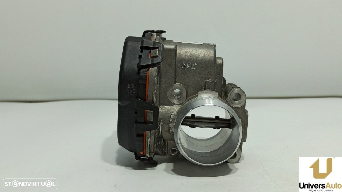 CORPO DE BORBOLETAS FORD TRANSIT COURIER AMBIENTE - 6