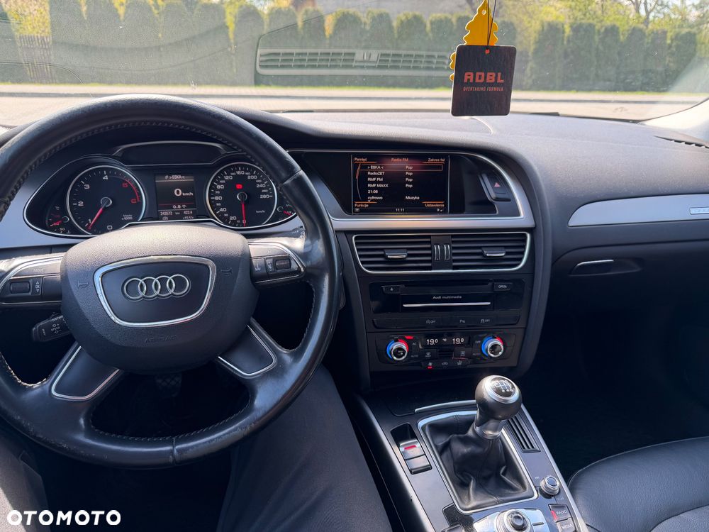 Audi A4 Avant 2.0 TDI Quattro - 6