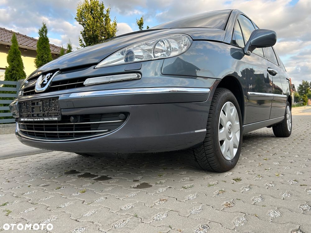 Peugeot 807 HDi 165 Premium - 12