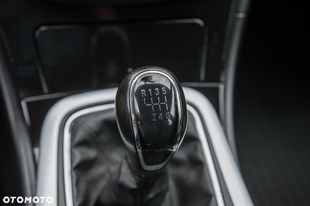 Opel Insignia 2.0 Turbo - 23