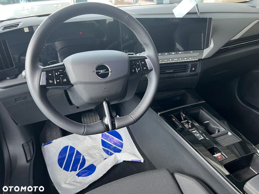 Opel Astra 1.2 T mHEV Ultimate S&S eDTC - 13