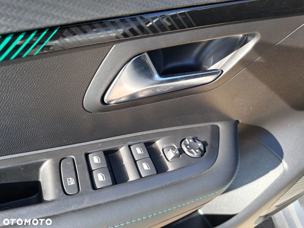 Peugeot 208 1.2 PureTech Allure S&S - 22
