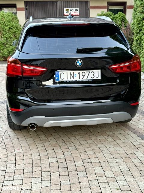 BMW X1 sDrive18d Sport Line - 4