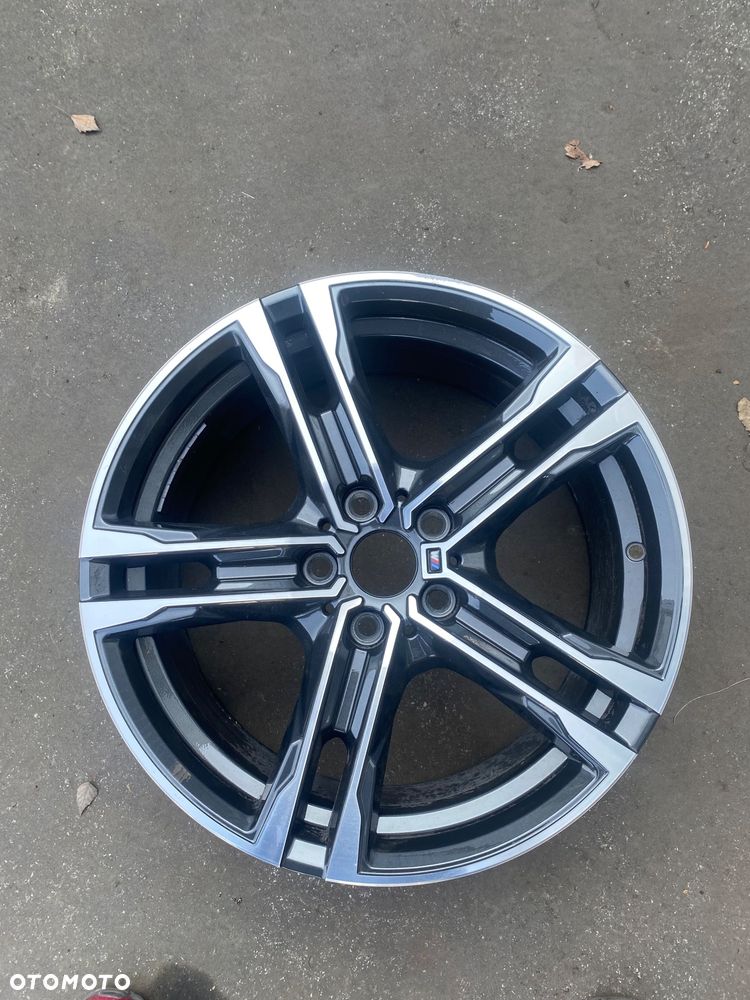 BMW 1 F40 2 II F44 F45 F46 X1 X2 M pakiet M-pakiet ORYGINALNA ! felga aluminiowa 18 cali.   8 J x 18  8Jx18  5x112 5 x 112  ET57 is 57  8092352  032625 alufelga STYLING 819M M819 - 3