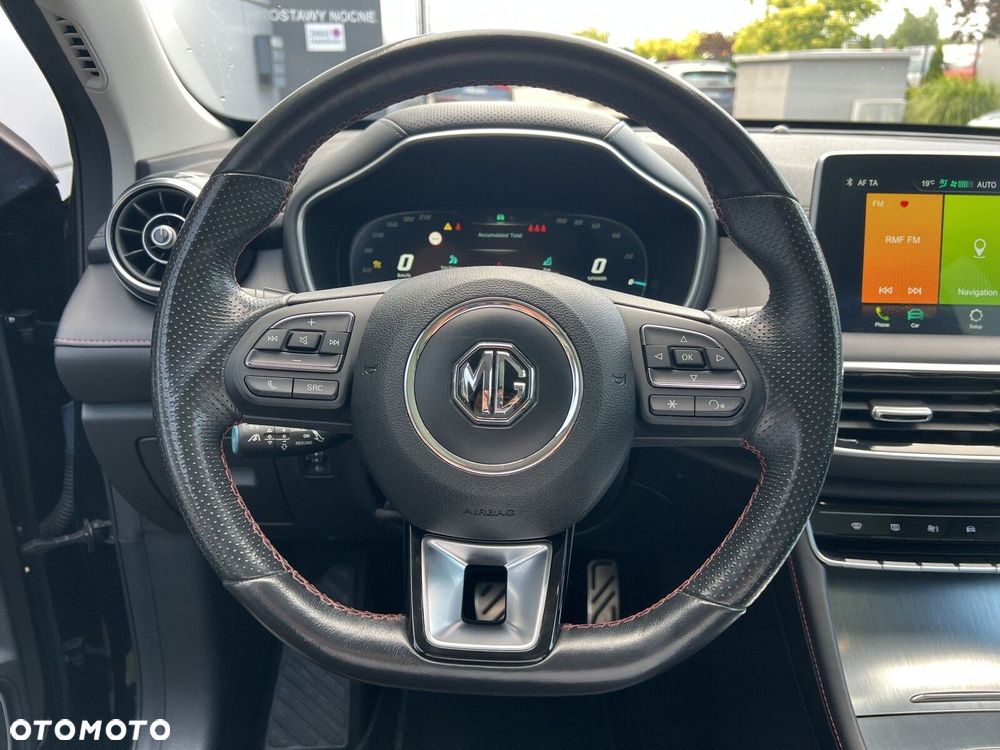 MG HS PHEV - 16