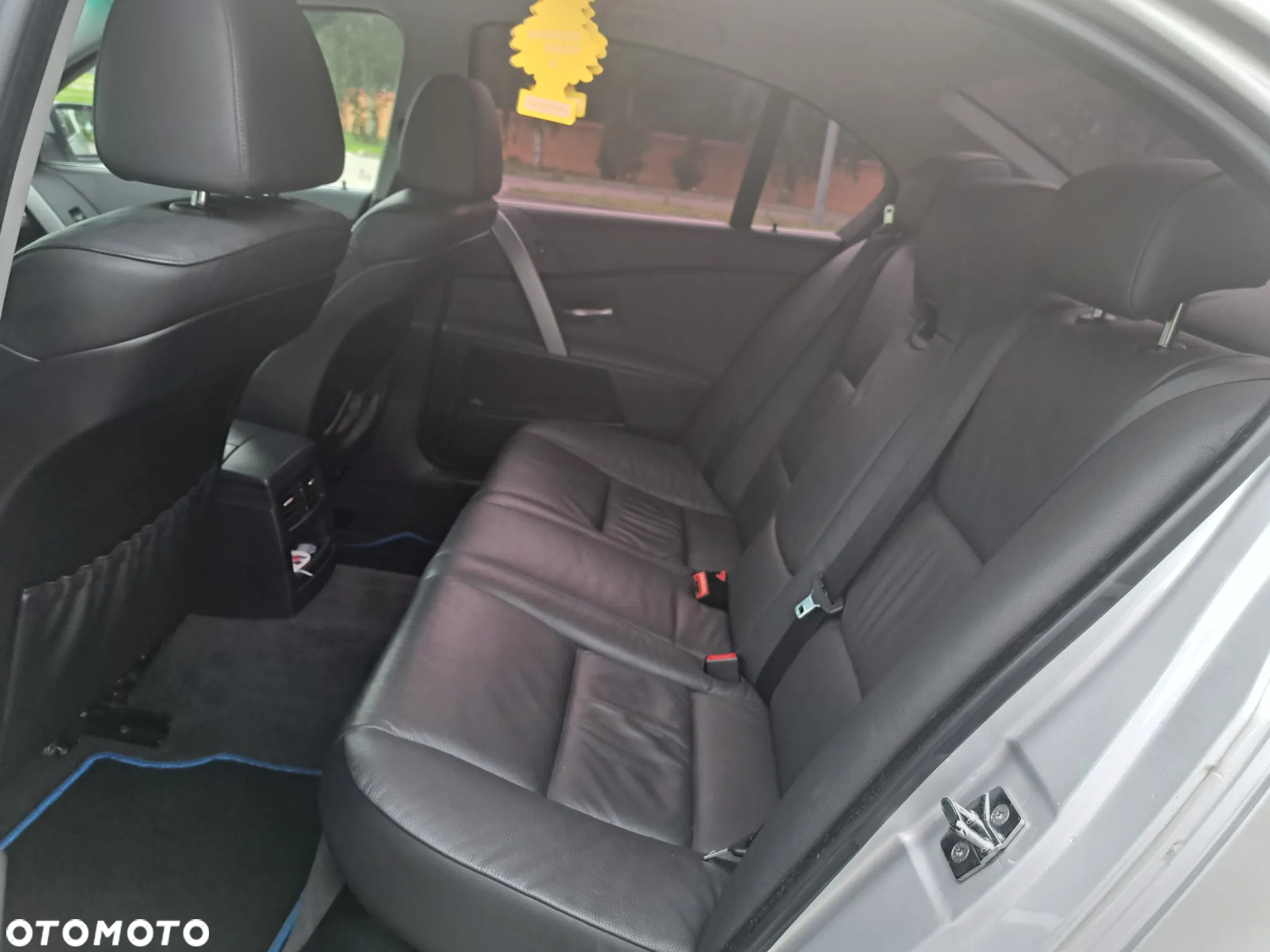 BMW Seria 5 525d - 13