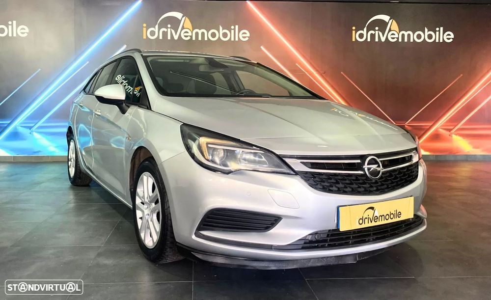 Opel Astra Sports Tourer - 6
