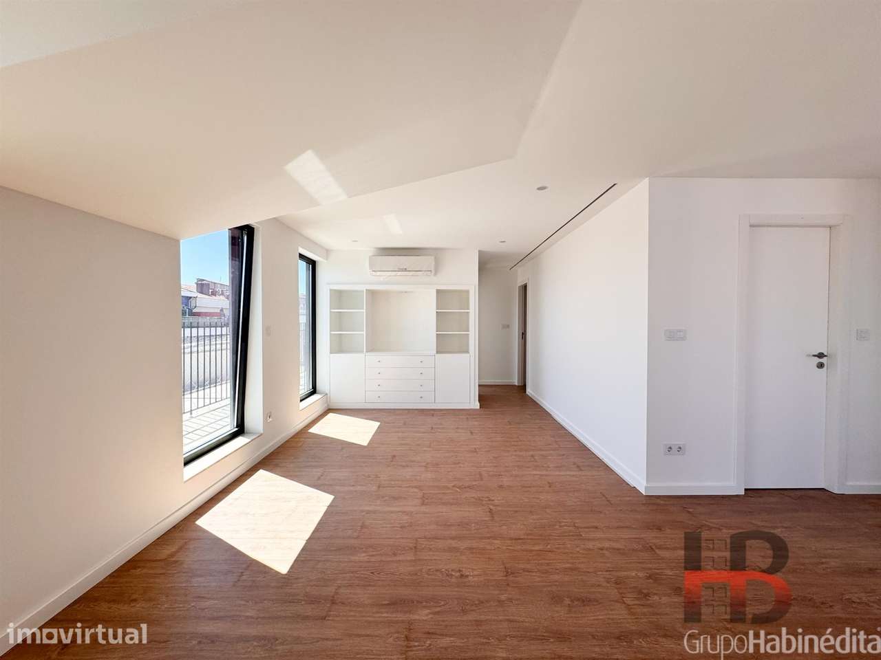 Apartamento T2 Venda em Cedofeita, Santo Ildefonso, Sé, Miragaia, São - Grande imagem: 3/33