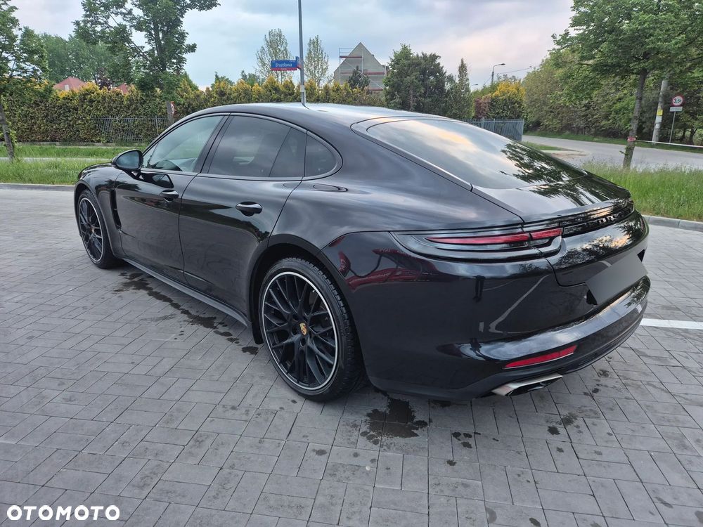 Porsche Panamera 4 - 6