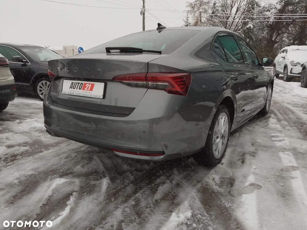 Skoda Octavia 1.5 TSI mHEV DSG Selection - 6