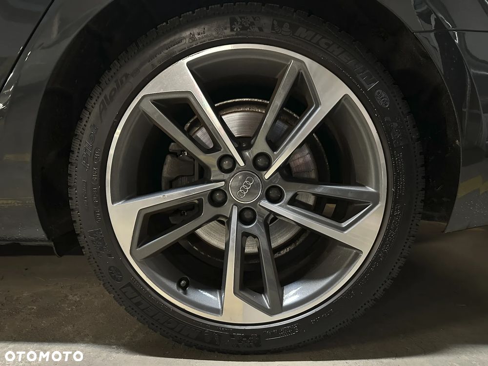 Audi A4 Avant 2.0 TDI ultra sport - 22