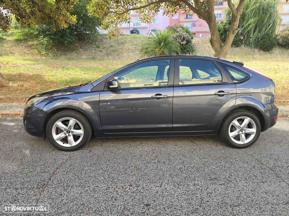 Ford Focus 1.6 TDCi Sport - 11