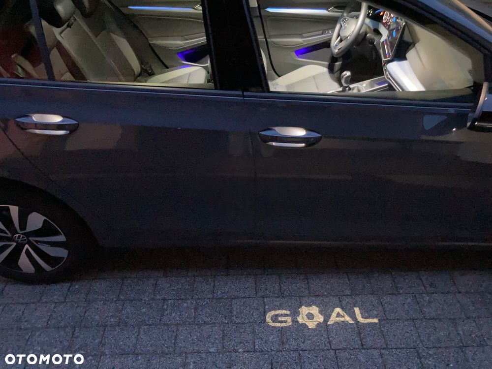 Volkswagen Golf 1.5 TSI Special Edition - 4