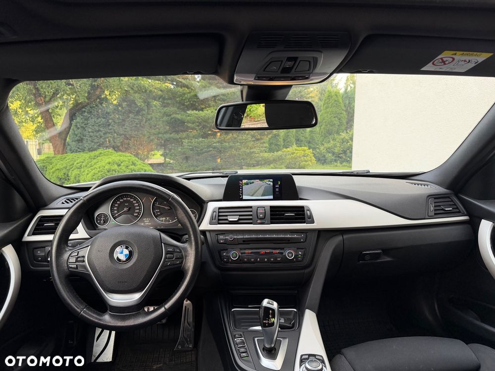 BMW Seria 3 318d Luxury Line - 19