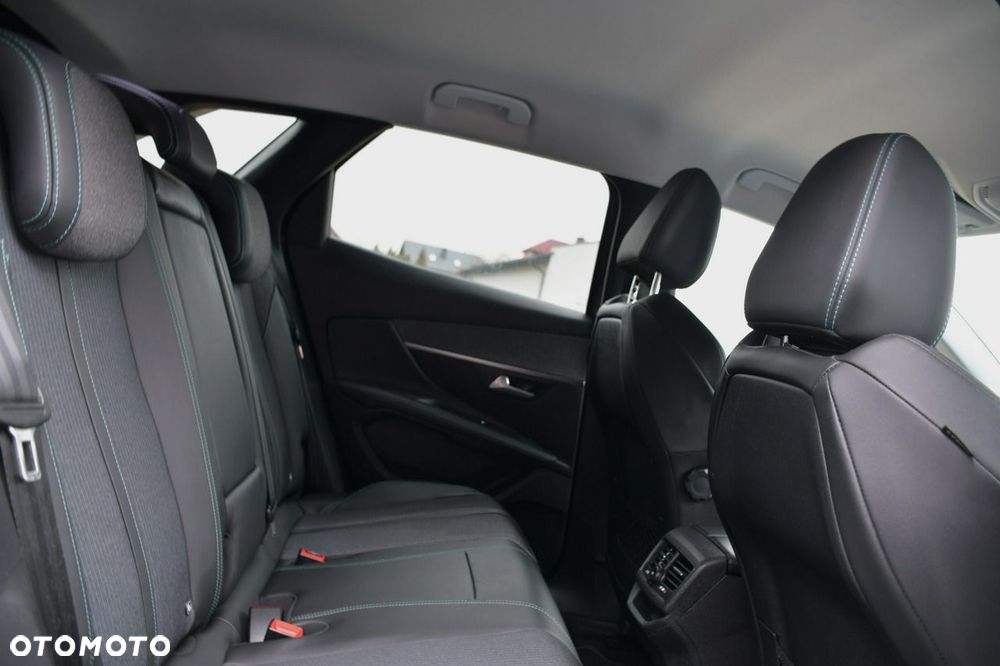 Peugeot 3008 1.6 PureTech Hybrid PHEV Allure Pack S&S EAT8 - 16