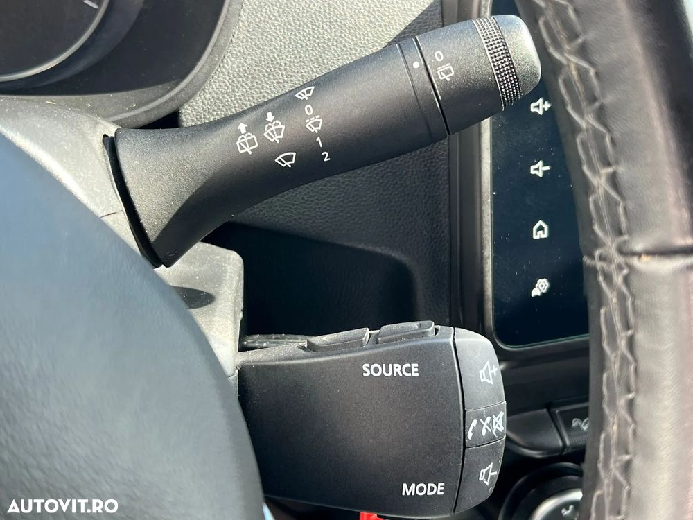 Dacia Duster Blue dCi 115 4WD Comfort - 16