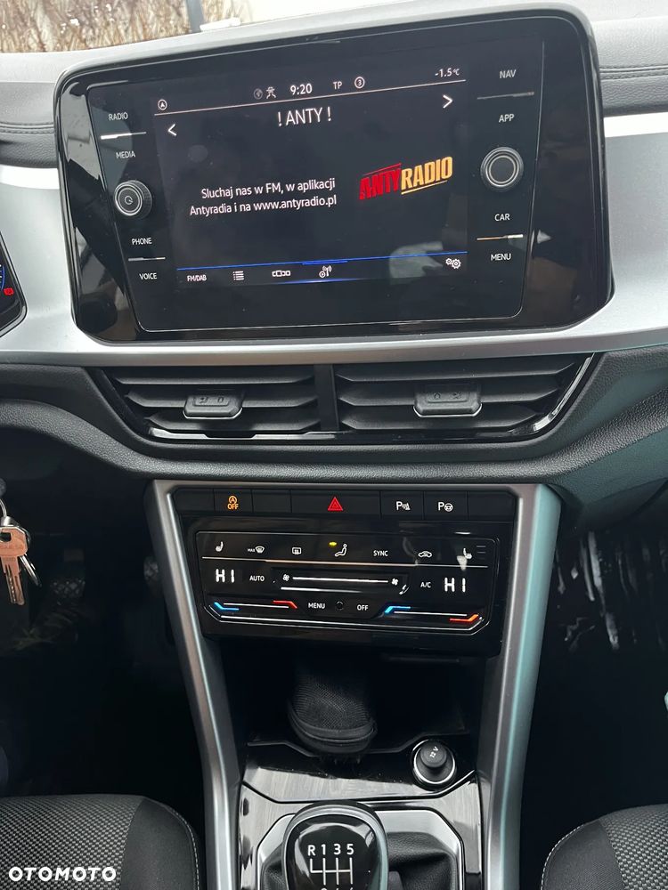 Volkswagen T-Roc 1.5 TSI Life - 12