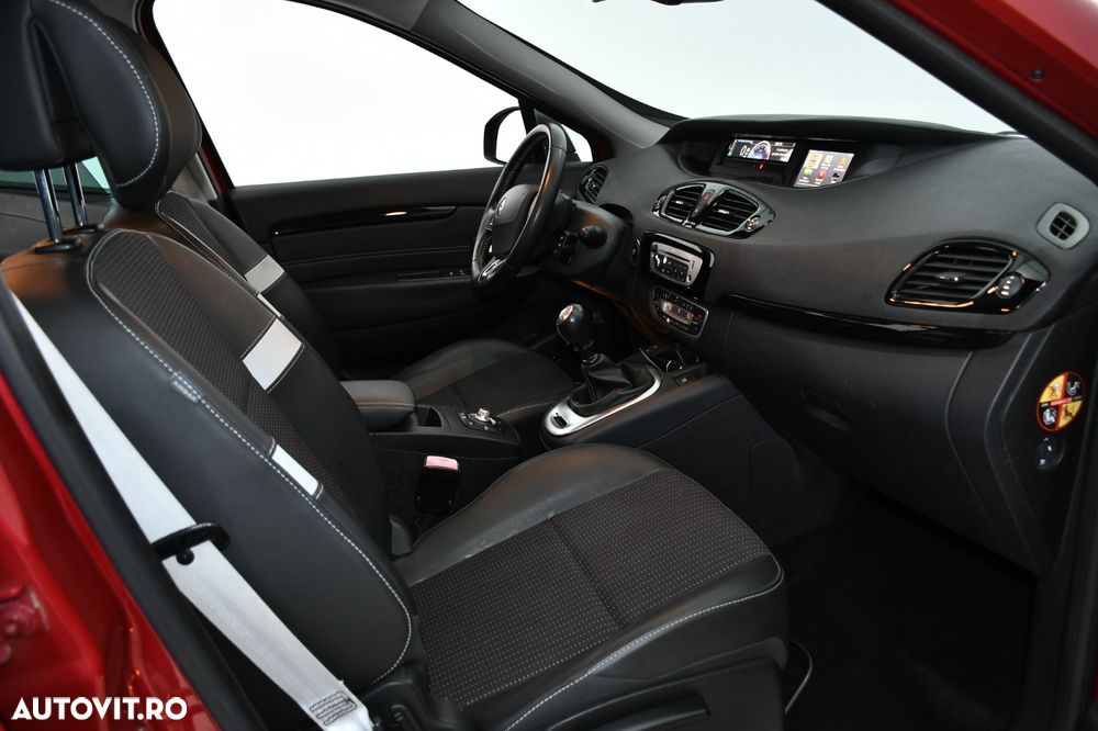 Renault Grand Scenic ENERGY dCi 130 Start & Stop Bose Edition - 13