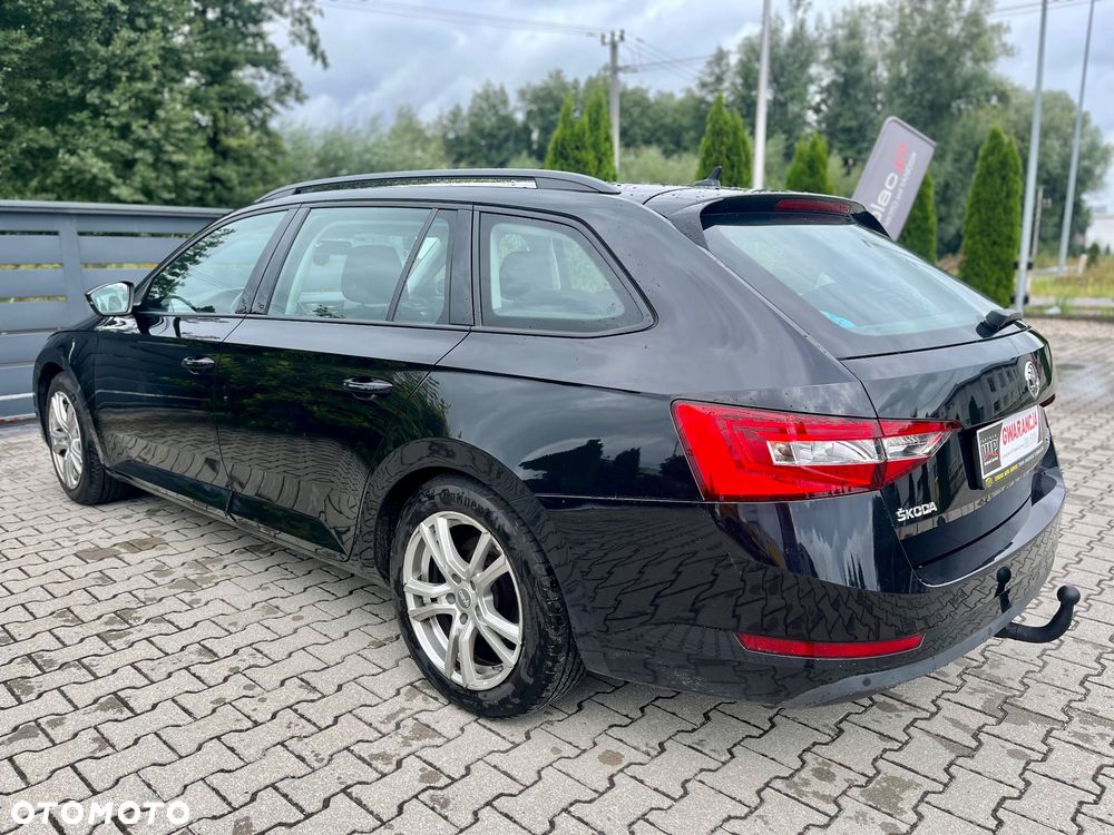 Skoda Superb 2.0 TDI Active - 12