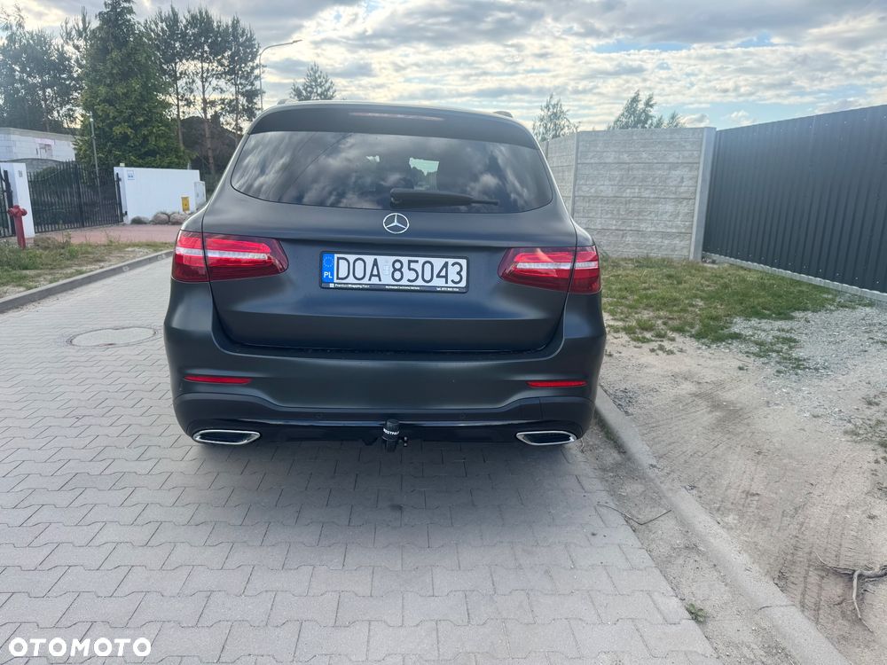 Mercedes-Benz GLC - 17