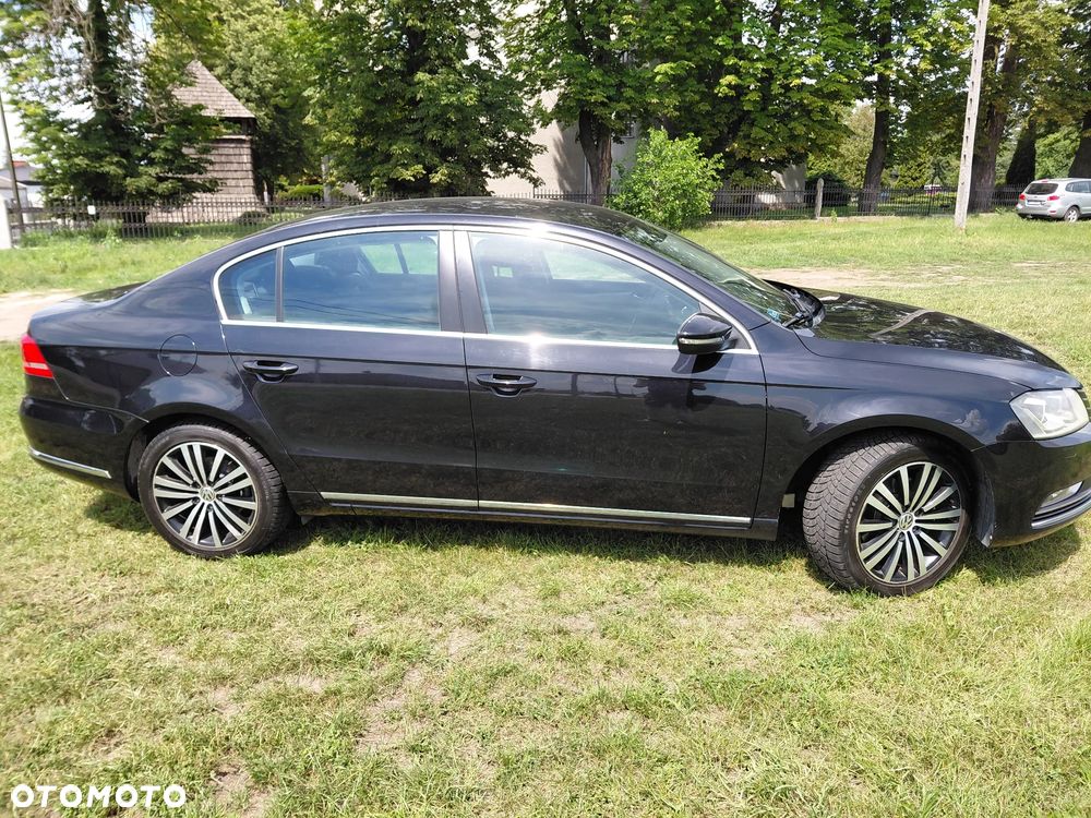 Volkswagen Passat 2.0 TDI Comfortline - 6