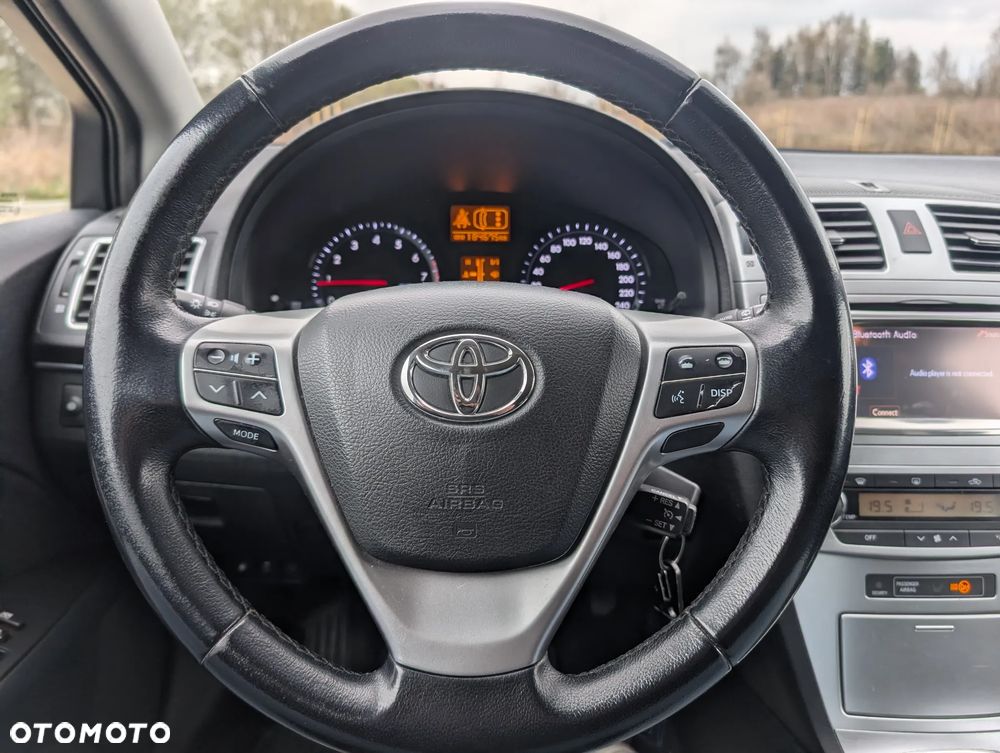 Toyota Avensis 1.8 Premium EU5 - 24