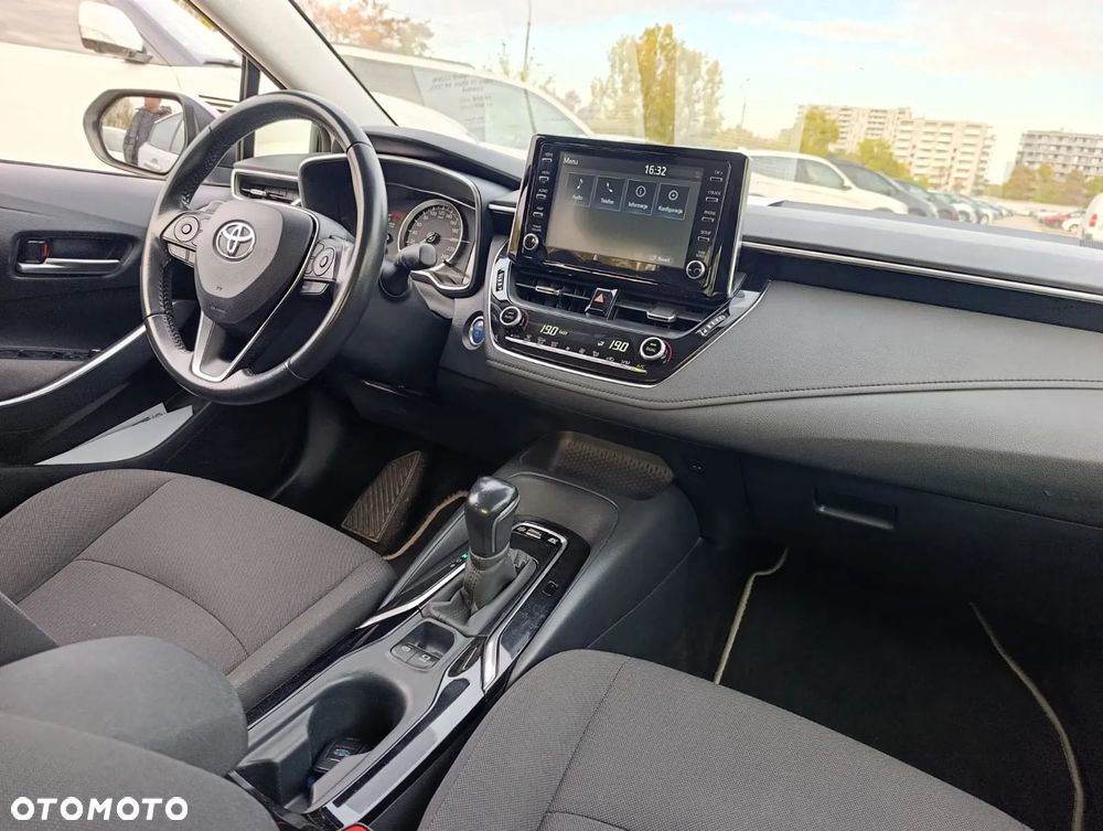 Toyota Corolla 1.8 Hybrid Comfort - 10