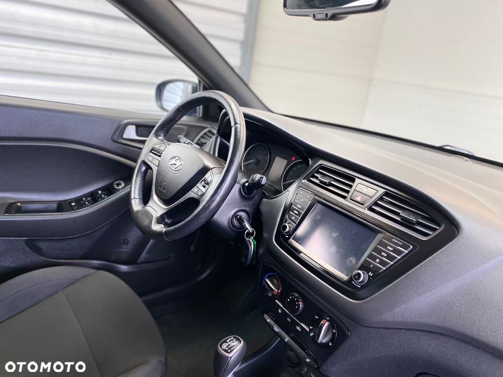 Hyundai i20 blue 1.0 T-GDI Passion Plus - 12