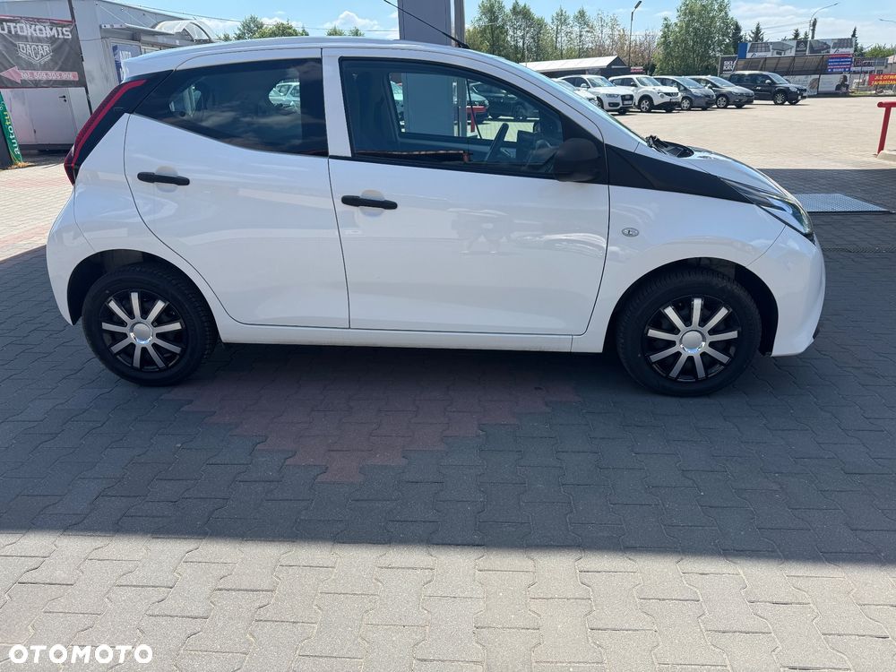 Toyota Aygo x - 5