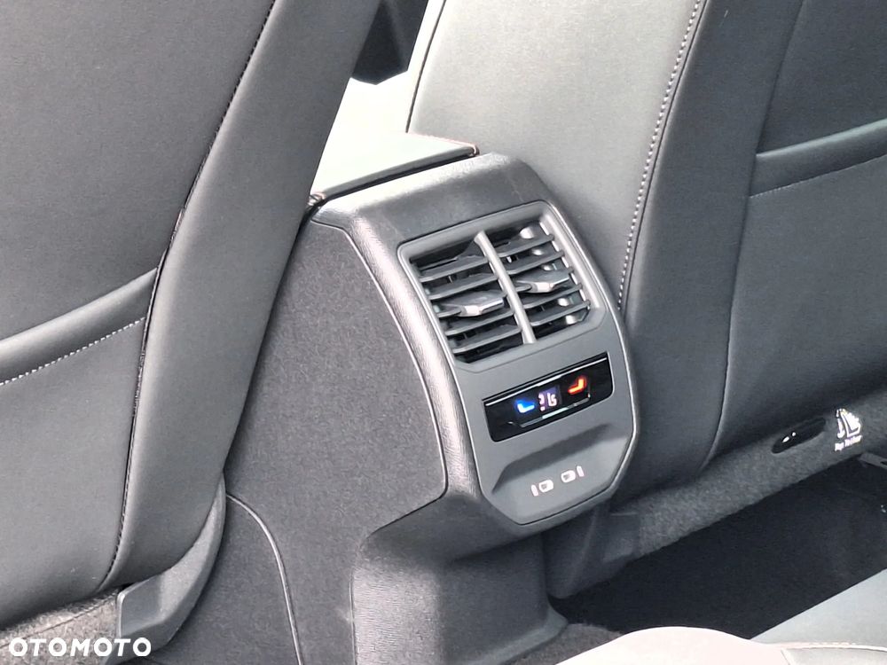 Cupra Formentor 1.5 eTSI mHEV DSG - 25