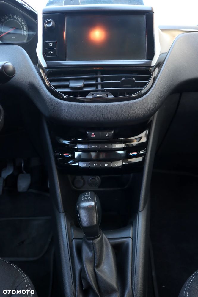 Peugeot 208 1.6 e-HDi Active STT - 8
