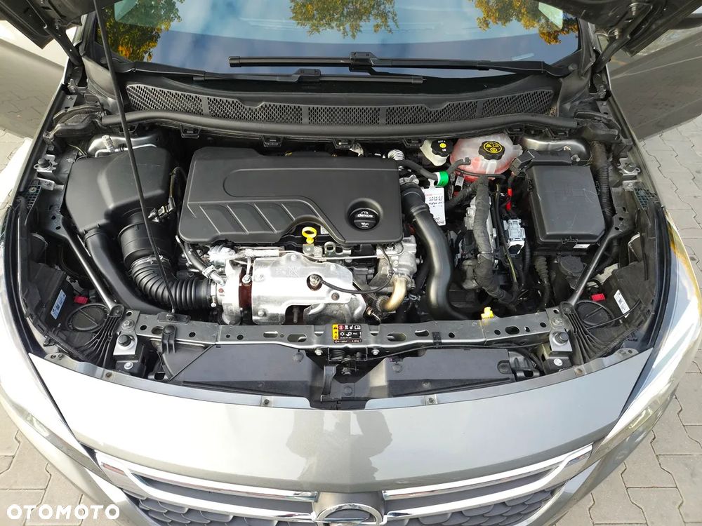 Opel Astra 1.6 CDTI DPF ecoFLEX TourerStart/Stop Exklusiv - 39