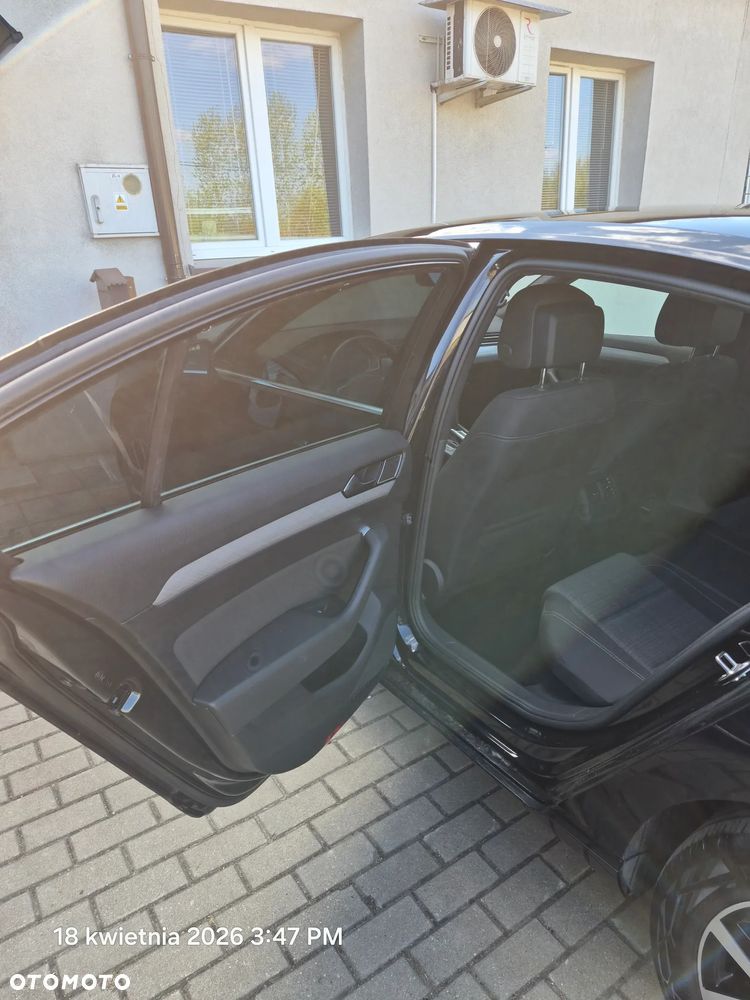 Volkswagen Passat 1.5 TSI EVO Business DSG - 7
