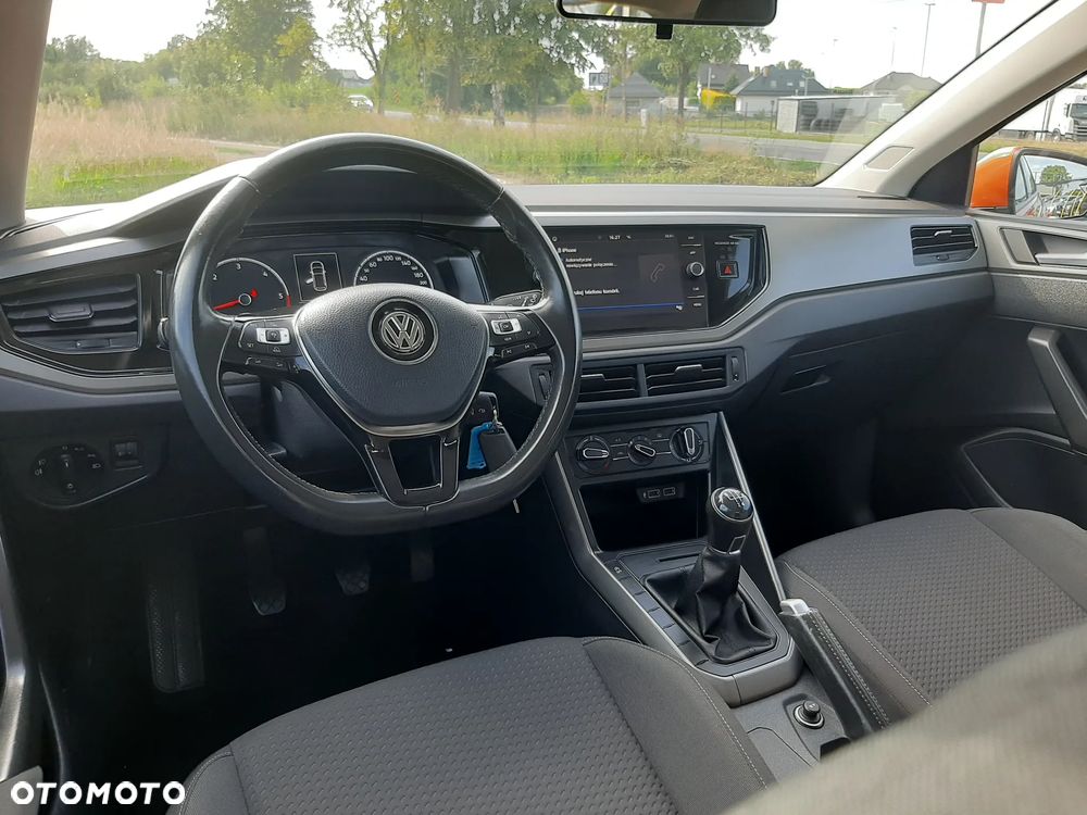 Volkswagen Polo 1.6 TDI SCR UNITED - 16