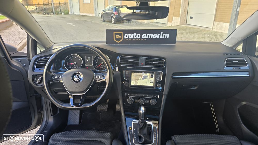 VW Golf 1.6 TDi DPF DSG Highline - 18