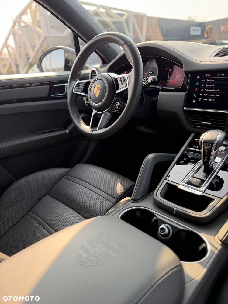 Porsche Cayenne - 20