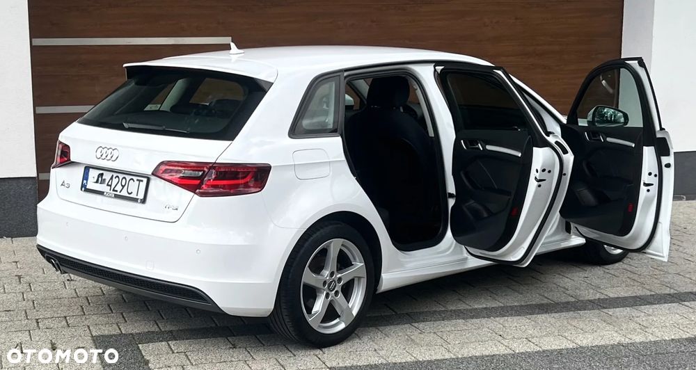 Audi A3 Sportback 1.4 TFSI Edycja Specjalna S tronic - 10