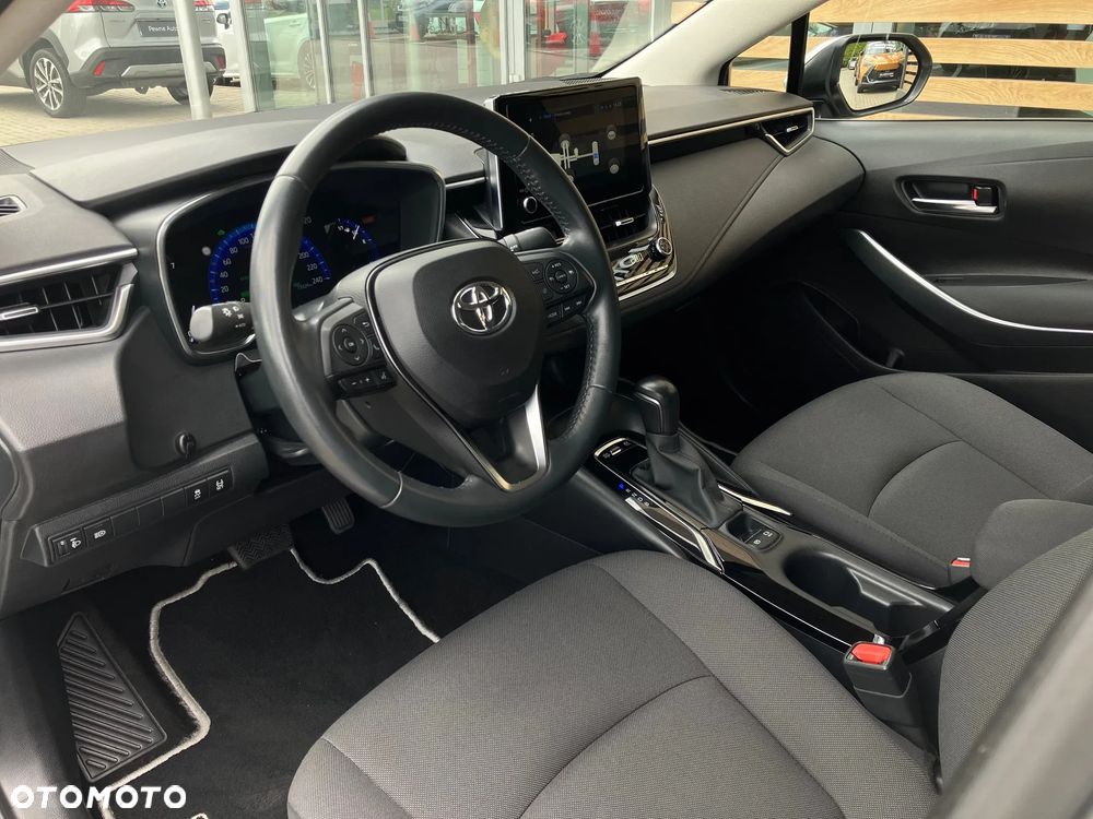 Toyota Corolla 1.8 Hybrid Comfort - 29
