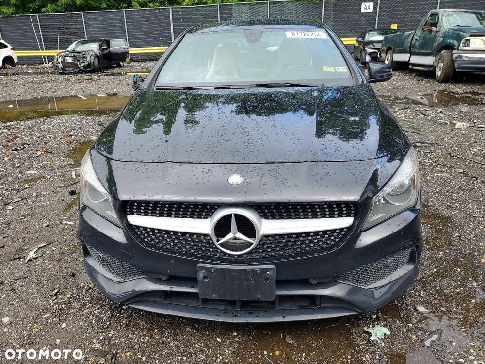 Mercedes-Benz CLA - 6