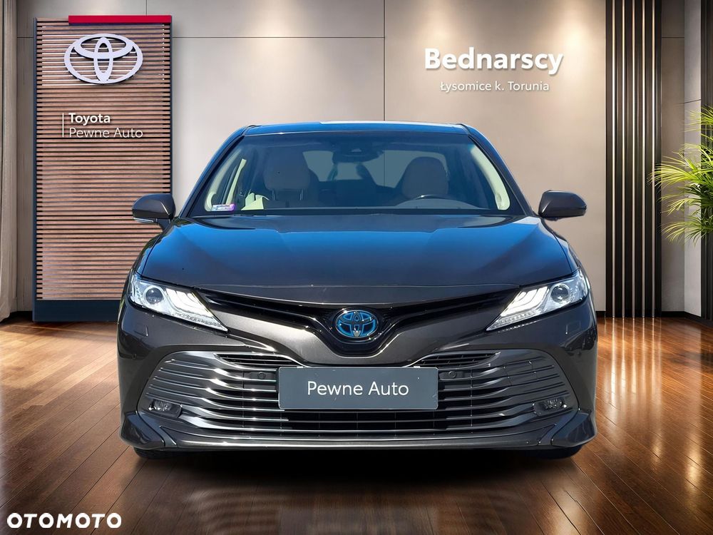 Toyota Camry 2.5 Hybrid Executive CVT - 9
