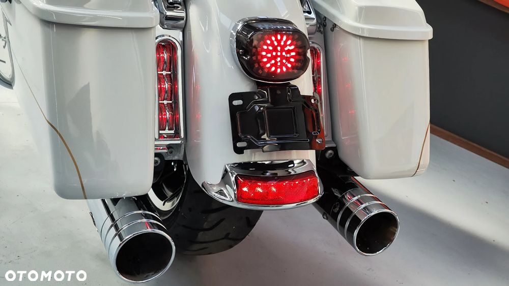 Harley-Davidson Touring Ultra Limited - 31