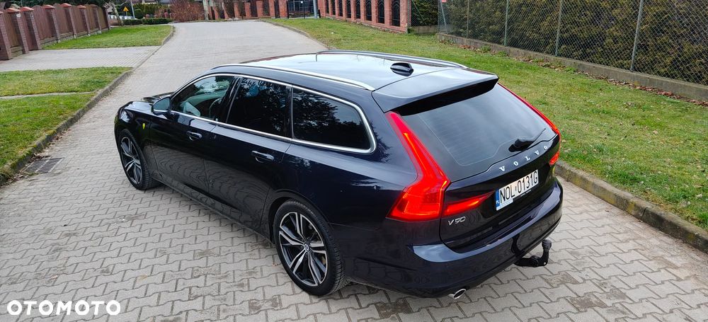 Volvo V90 D4 Geartronic Momentum - 25