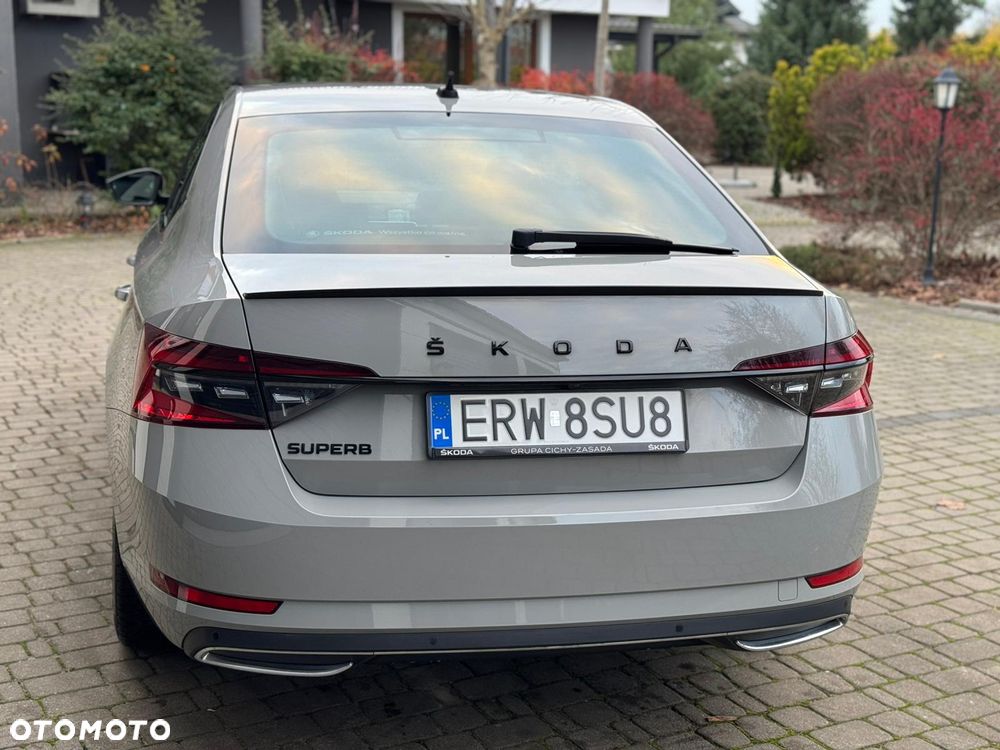 Skoda Superb 2.0 TDI SCR Sportline DSG - 18