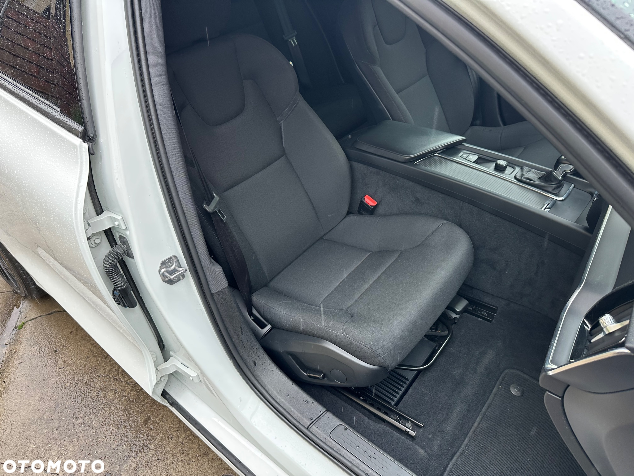 Volvo V60 D3 Momentum - 27