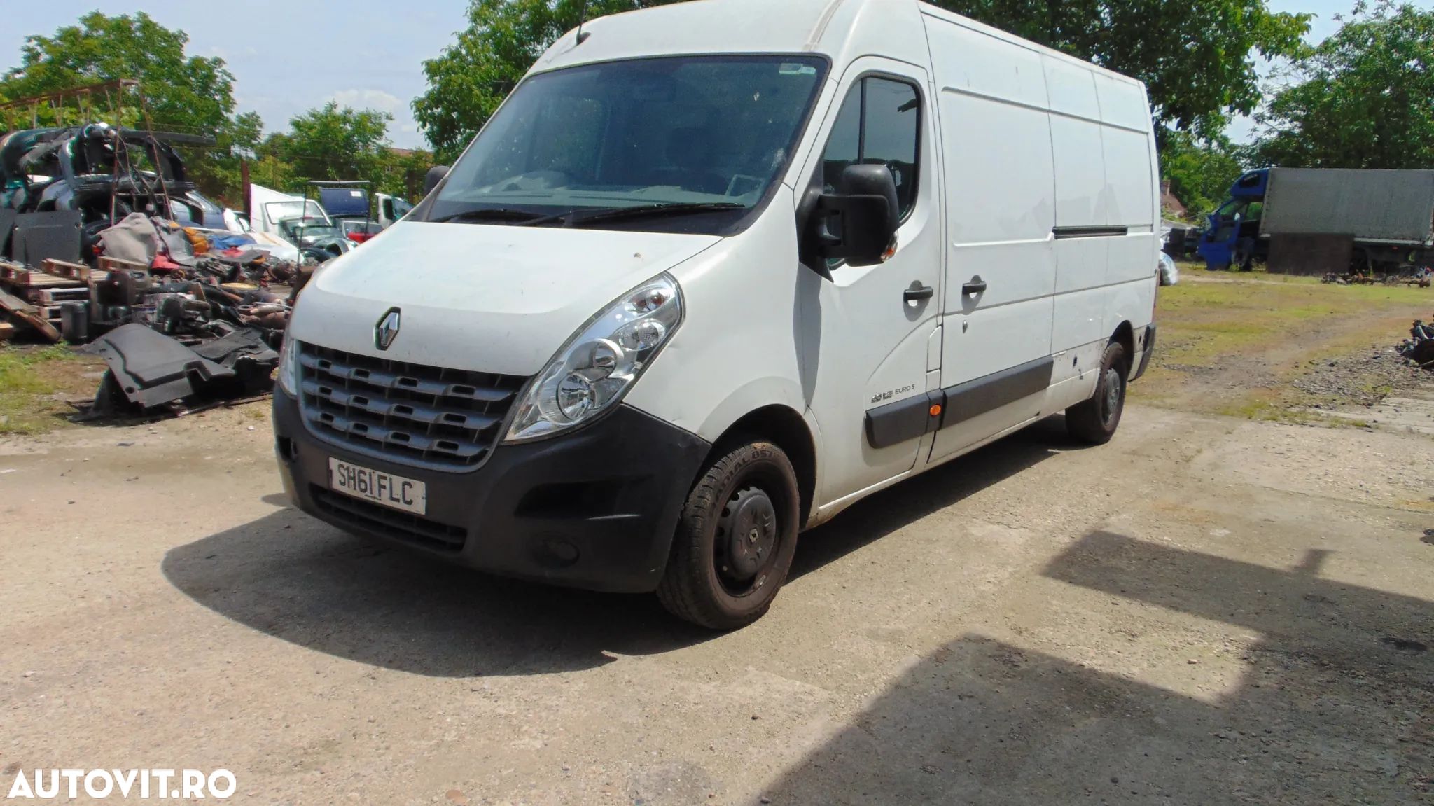Dezmembrez renault master 2.3 euro 5 cutie manuala - 1