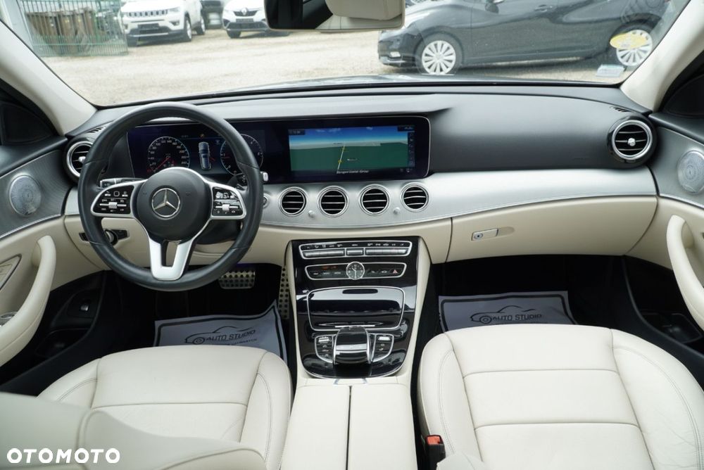 Mercedes-Benz Klasa E 220 d 9G-TRONIC Exclusive - 5