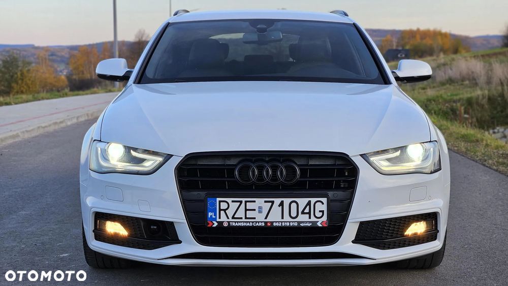 Audi A4 Avant 2.0 TDI DPF clean diesel S line Sportpaket - 2